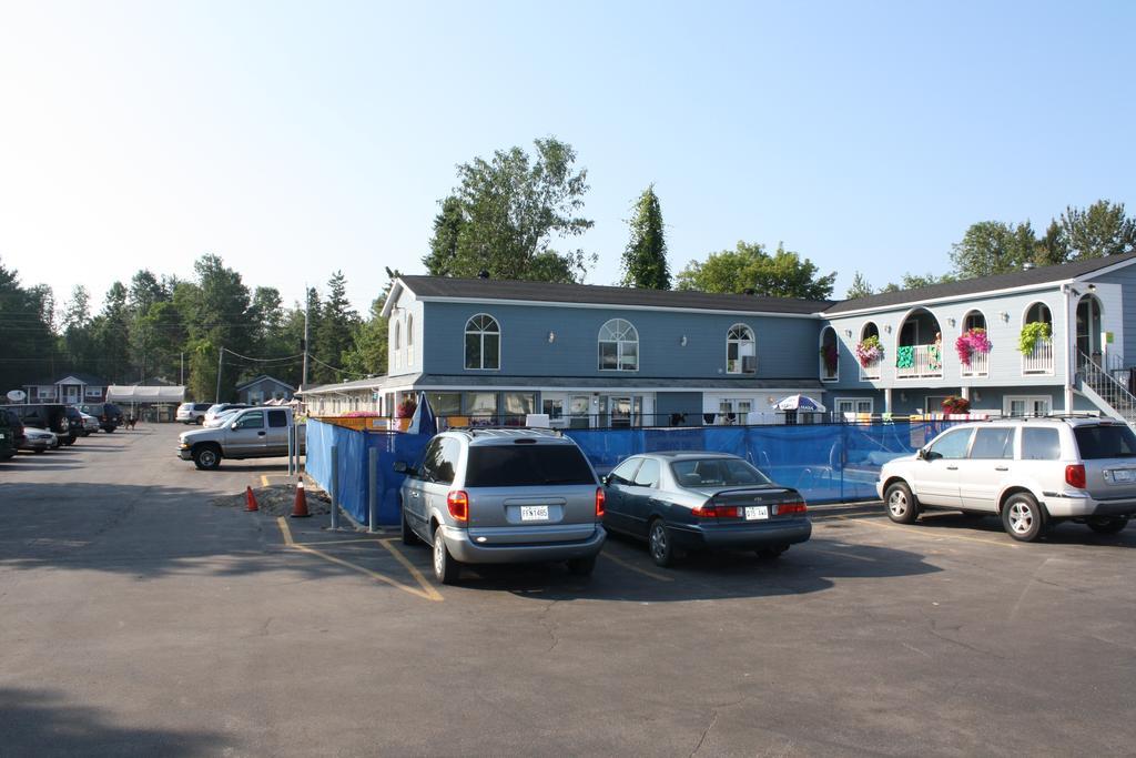 金斯布里奇酒店/本艾尔汽车旅馆 沃萨加比奇海滩 外观 照片